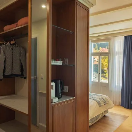 Regina Hotel 4*
