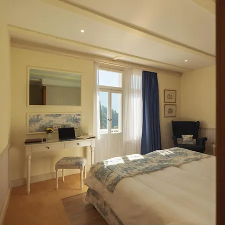 Regina Hotel 4*