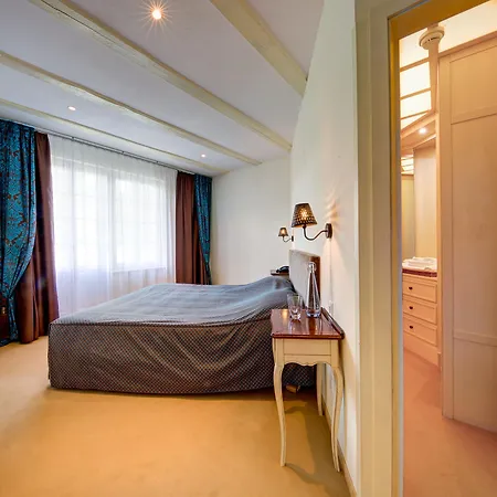 Regina Hotel 4*