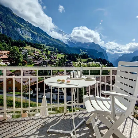 Regina Hotel 4*